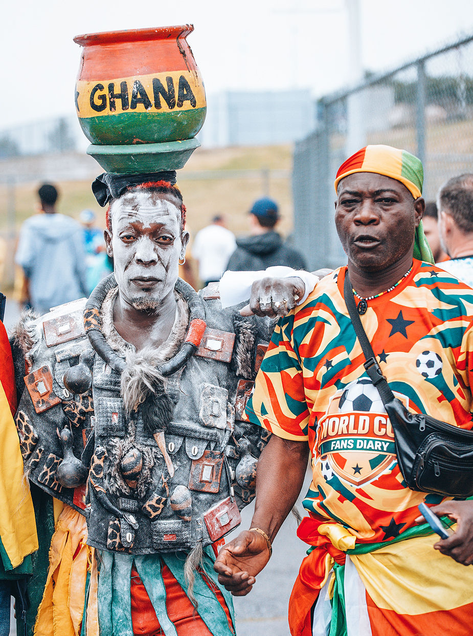 Ghana fans embracing the culture at the stadium