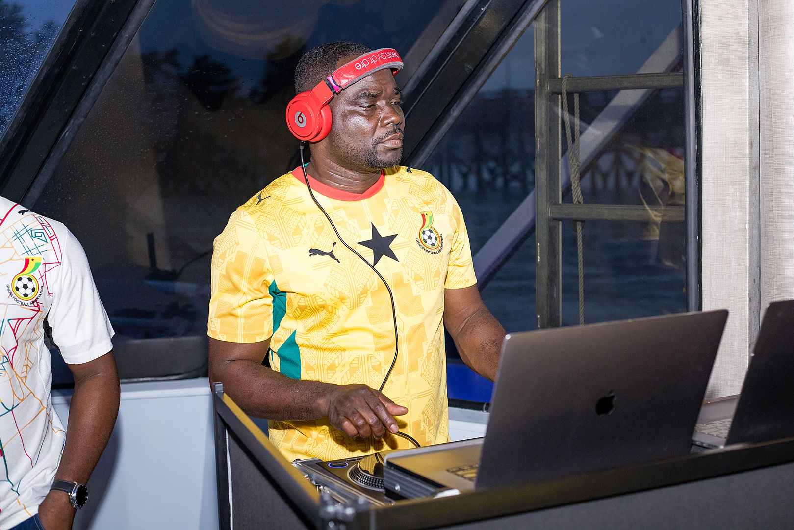 Black Star Group Stage Party — photo 5